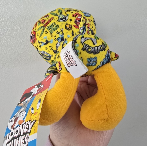 Looney Tunes Tweety Plush with Comic Print - Picture 10 of 13